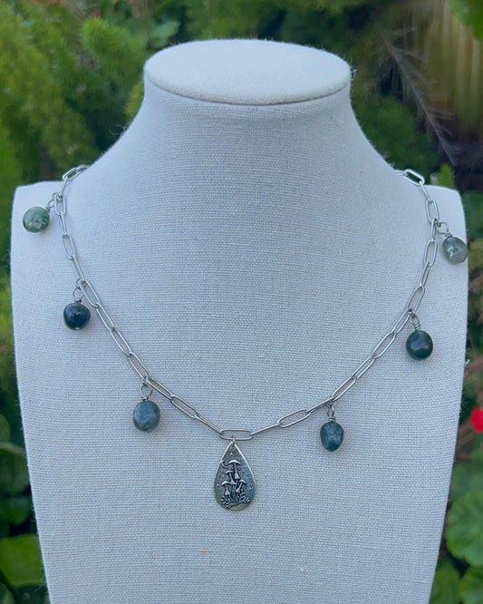 Vita Necklace