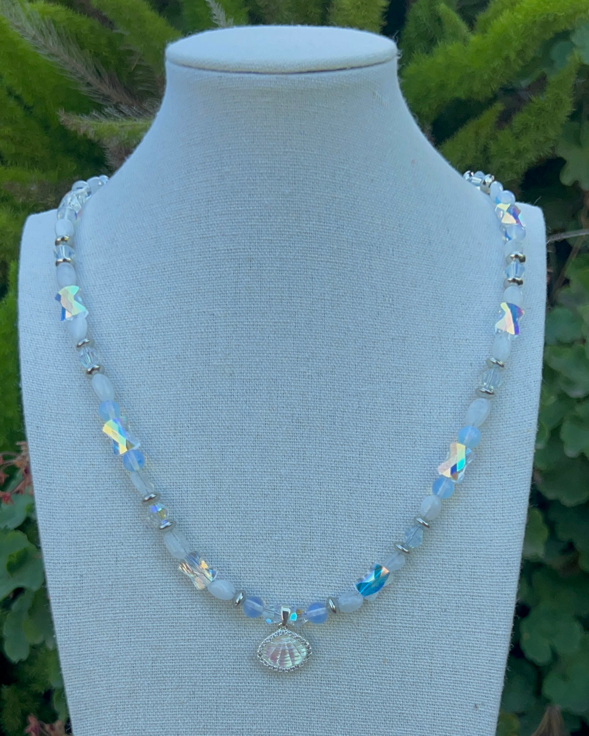 Isla Necklace