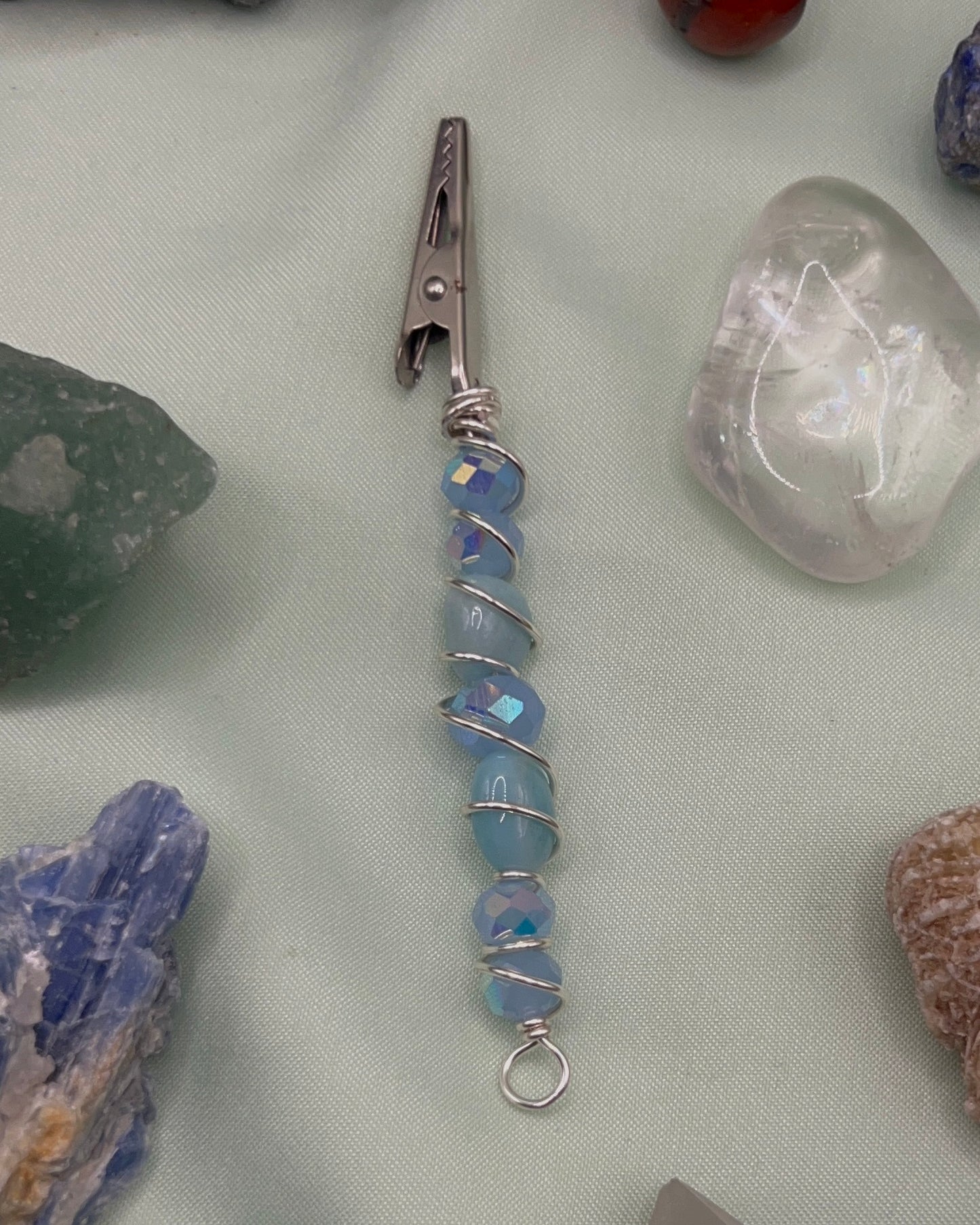 Maia Roach Clip