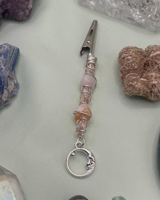 Luna Roach Clip
