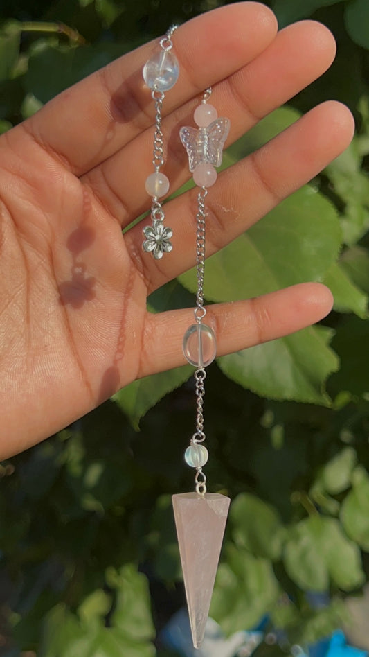 Mariposa Pendulum